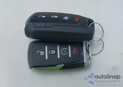 2020 Ram 1500 Big Horn 4X4 6'4 Box z USA, uszkodzony, nr VIN 1C6SRFMT6LN413464